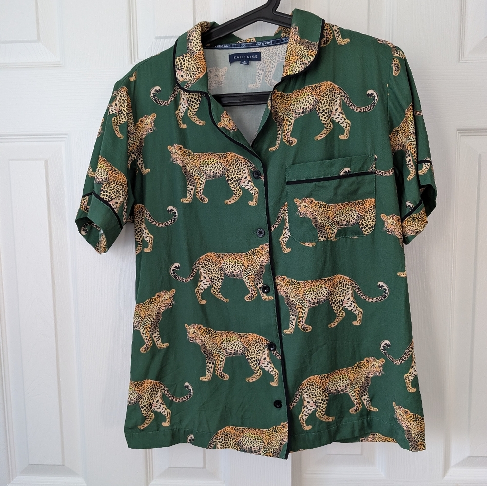 Katie Kime Green Cheetahs Print Pajama Pants Short Sleeve shirt Set, size S Soft - Picture 3 of 16